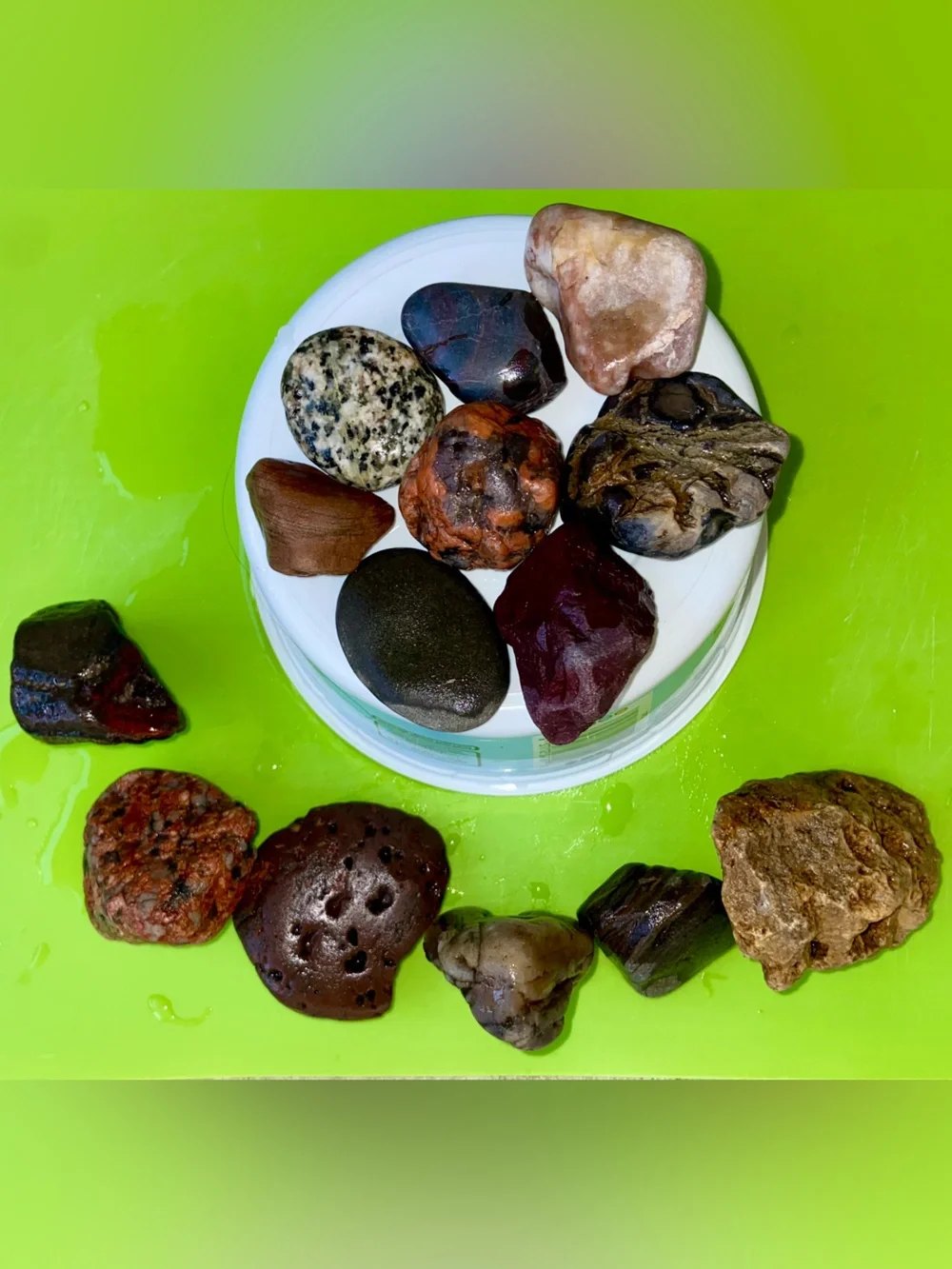 14 Piece+4 Mystery Bundle-Minnesota Natural Rocks 4 Pet Aquariums-Healthy/Decore